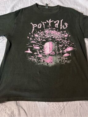 Size L Melanie Martinez Portals Graphic Tee with Pink Mushroom Art